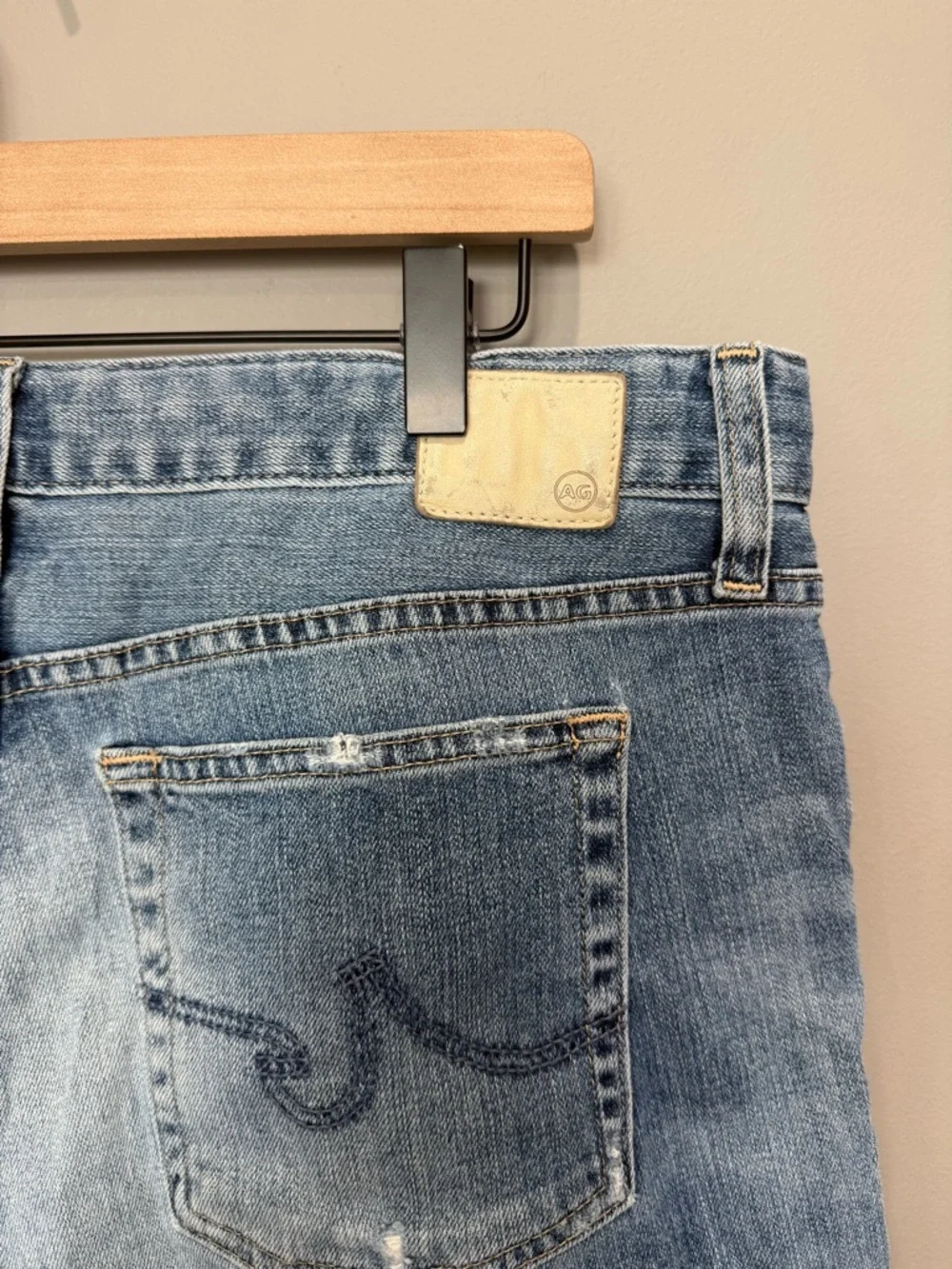 Adriano‎ Goldschmied Nikki shorts light blue distressed denim wash Size 32